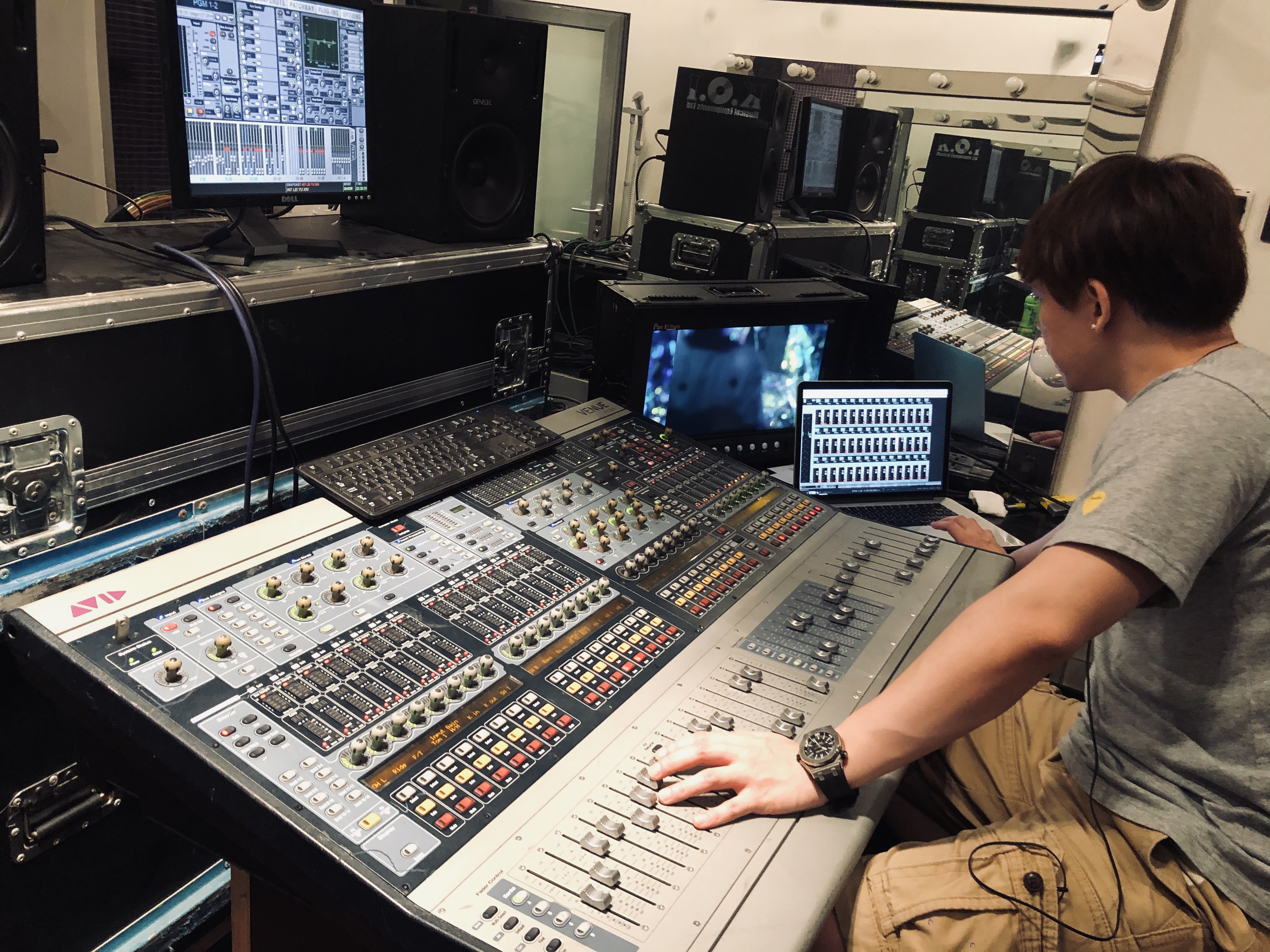 class="ref" data-ctrid="t33myqseqnxn">姚海毅,录音师,混音师,现场