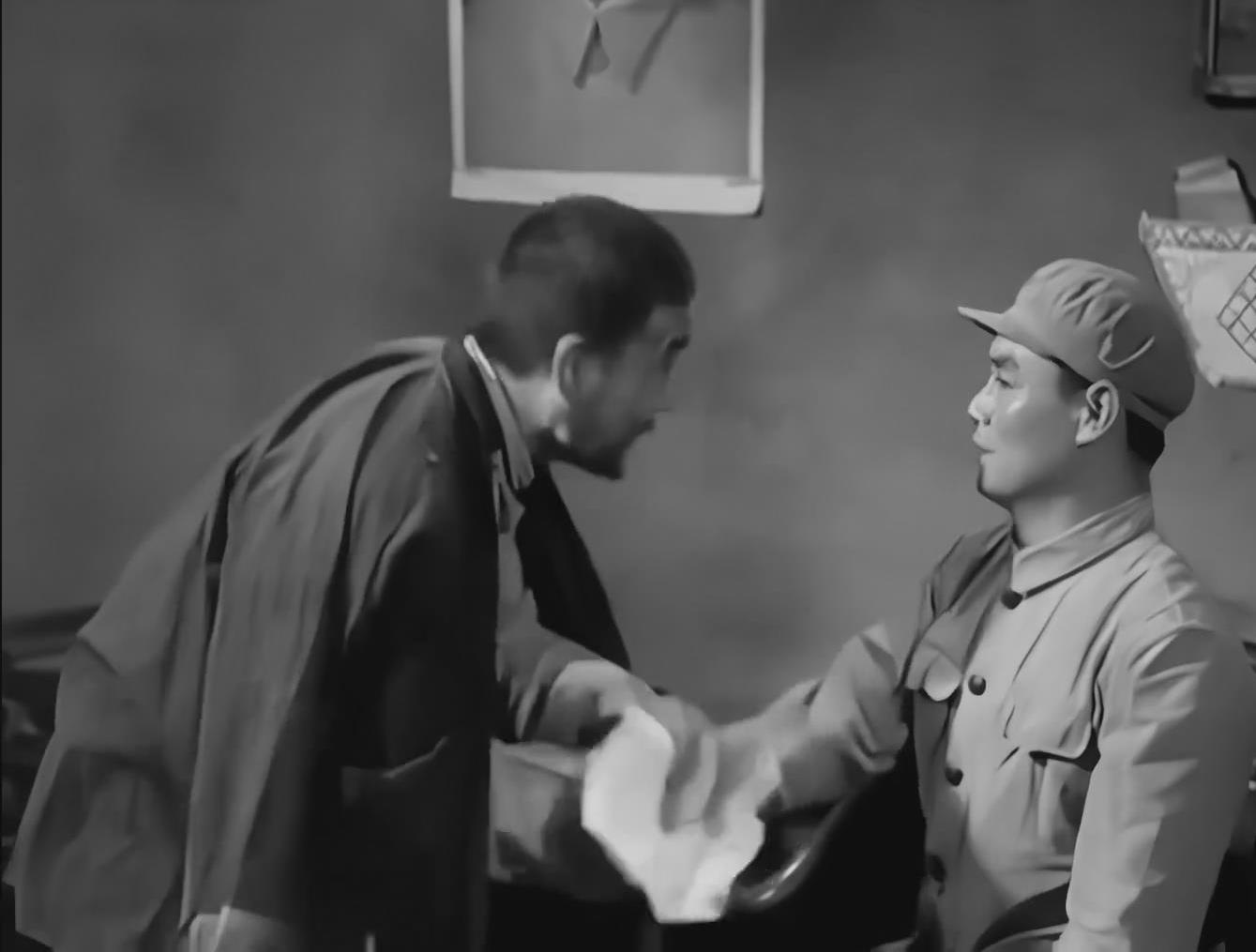 《分水岭》1964年上映,由李俊执导,张勇手,高保成,周正禹等主演的电影