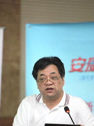 吕国华