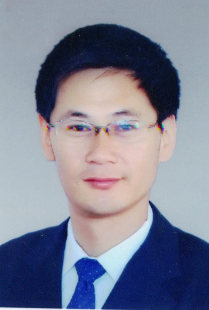  p data-id="tp3ruwhbly8f">于海,男,汉族,19