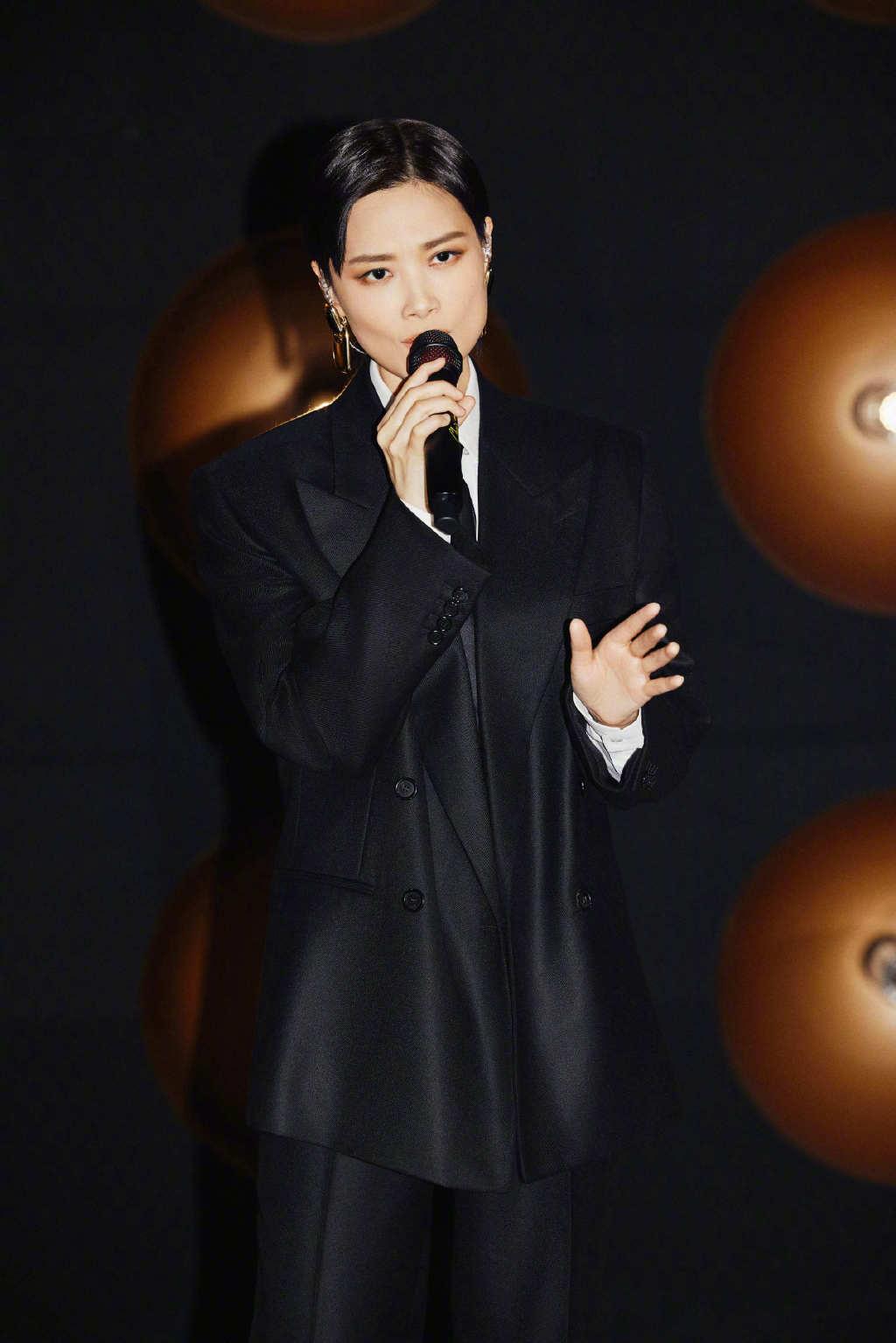 《声生不息·大湾区季》：港乐的时光列车与新生密码_百科TA说