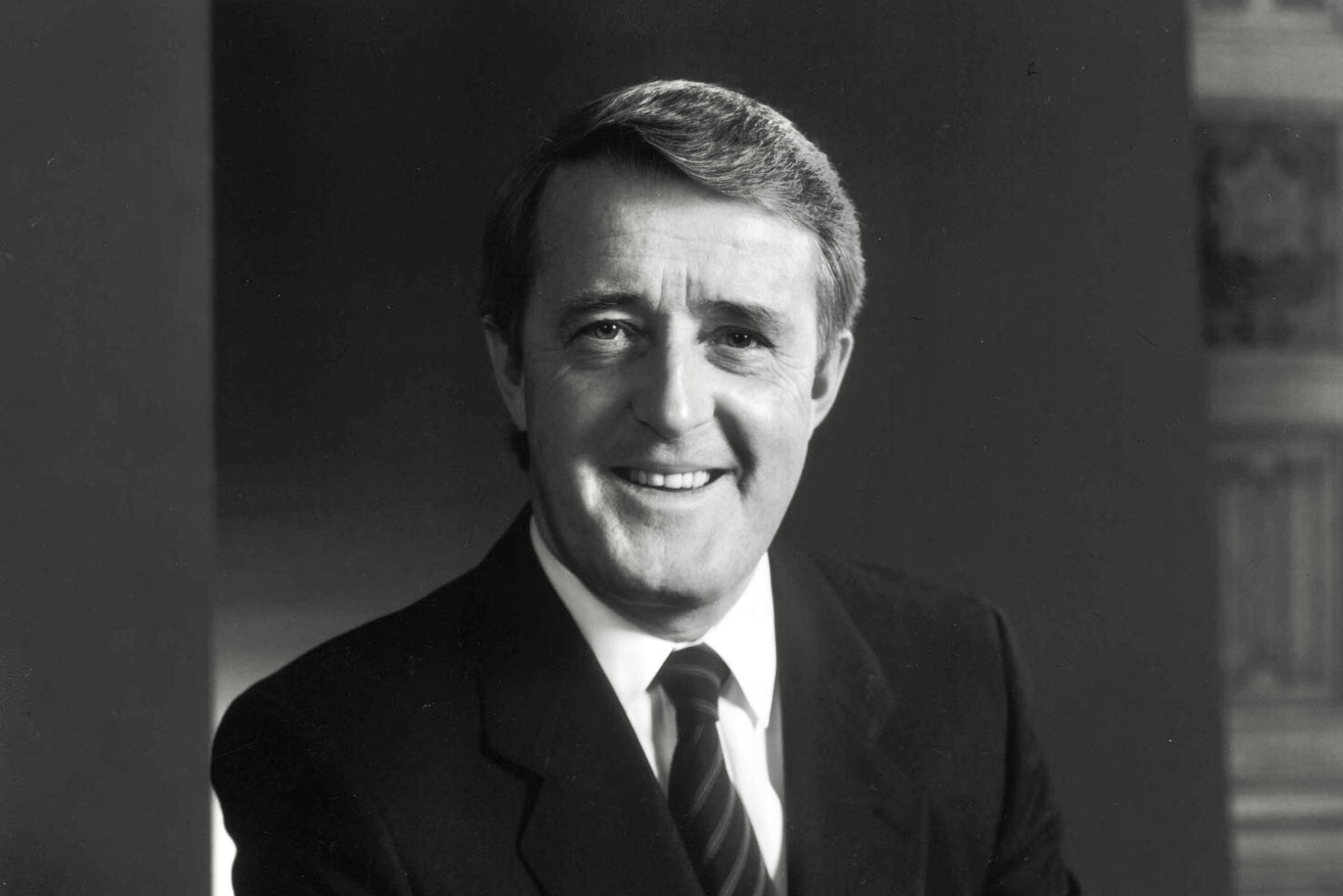  p>马丁·布赖恩·马尔罗尼(martin brian mulroney)(1939年3月20日