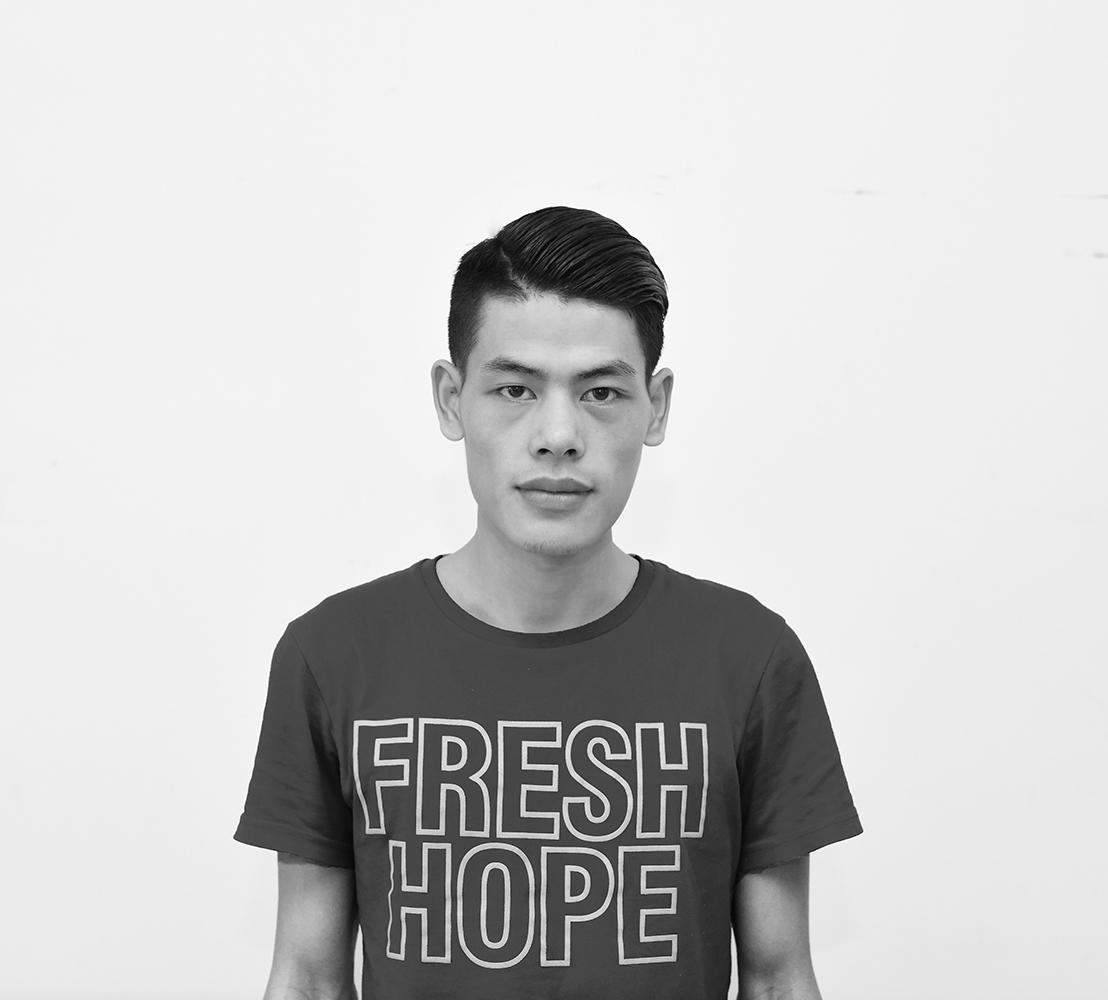  p>吴志军,男,1992年出生,现居广西南宁,就读于广西艺术学院,硕士.