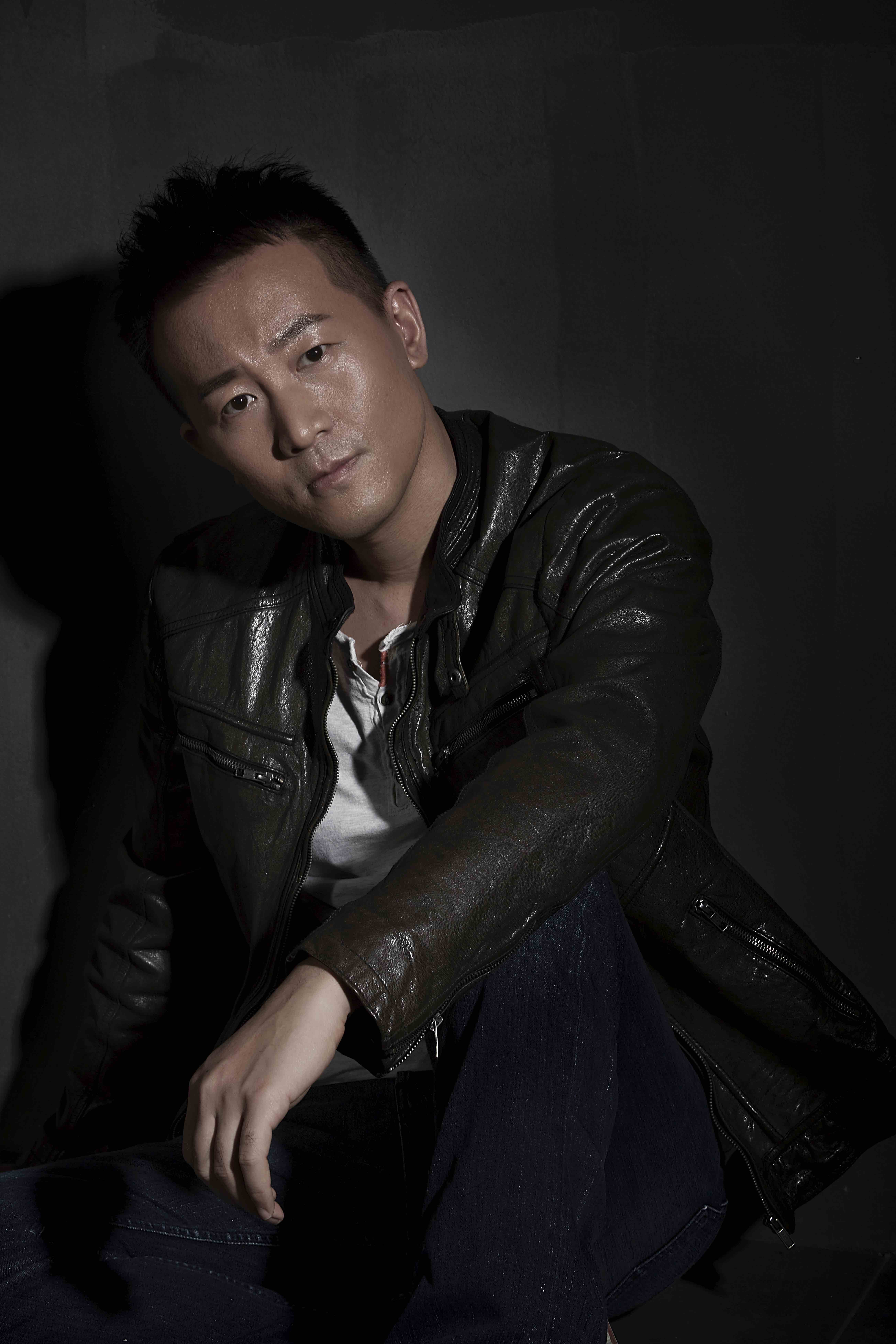  p data-id="gnwz6qisgs">王磊,空政电视艺术中心演员.