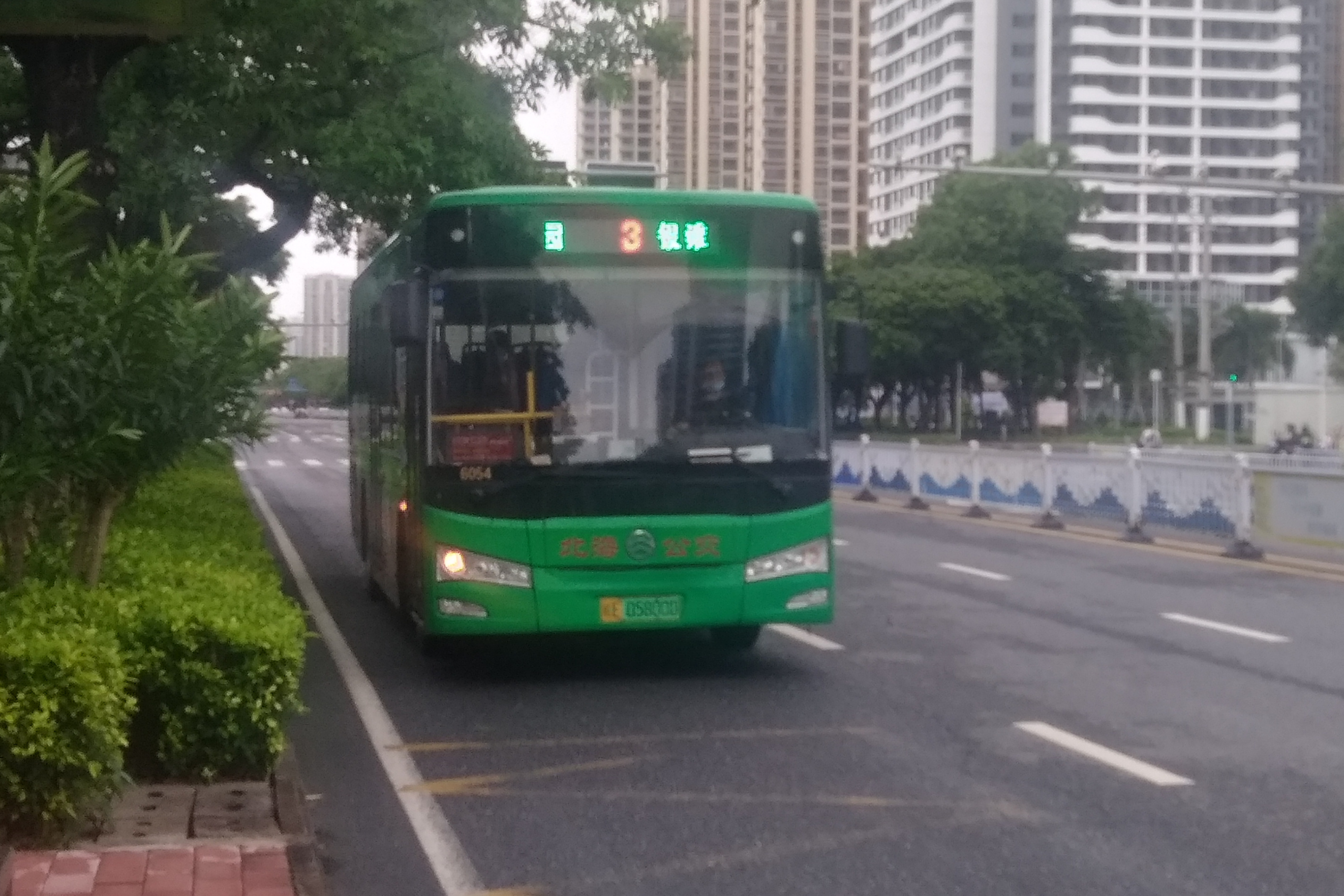  p>北海公交3路是一条公交线路,起点站首末车时间:06:55-21:40终点站