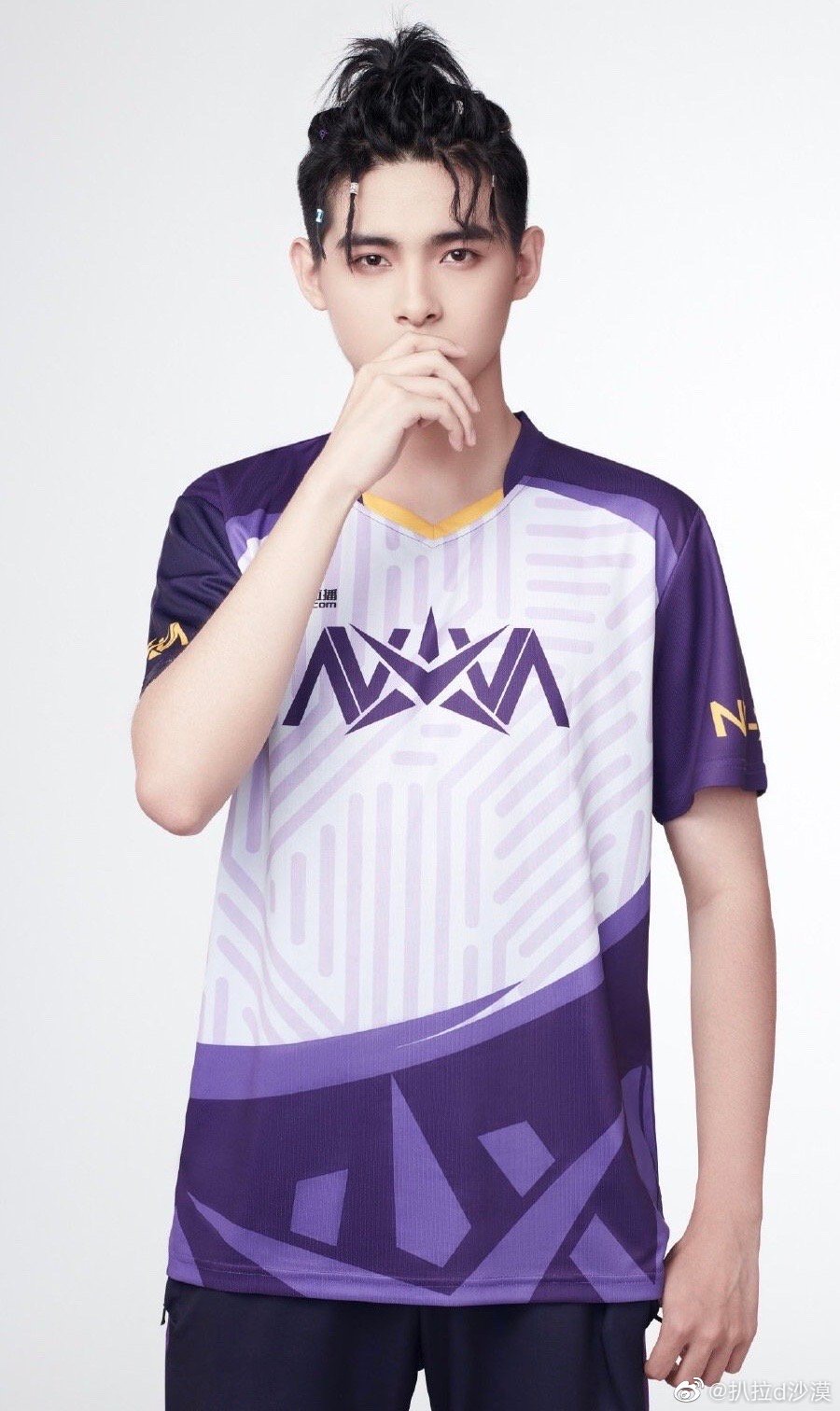  p data-id="gncngp7guc">朱伯丞(游戏id:伞兵/paraboy),2002年3月3日