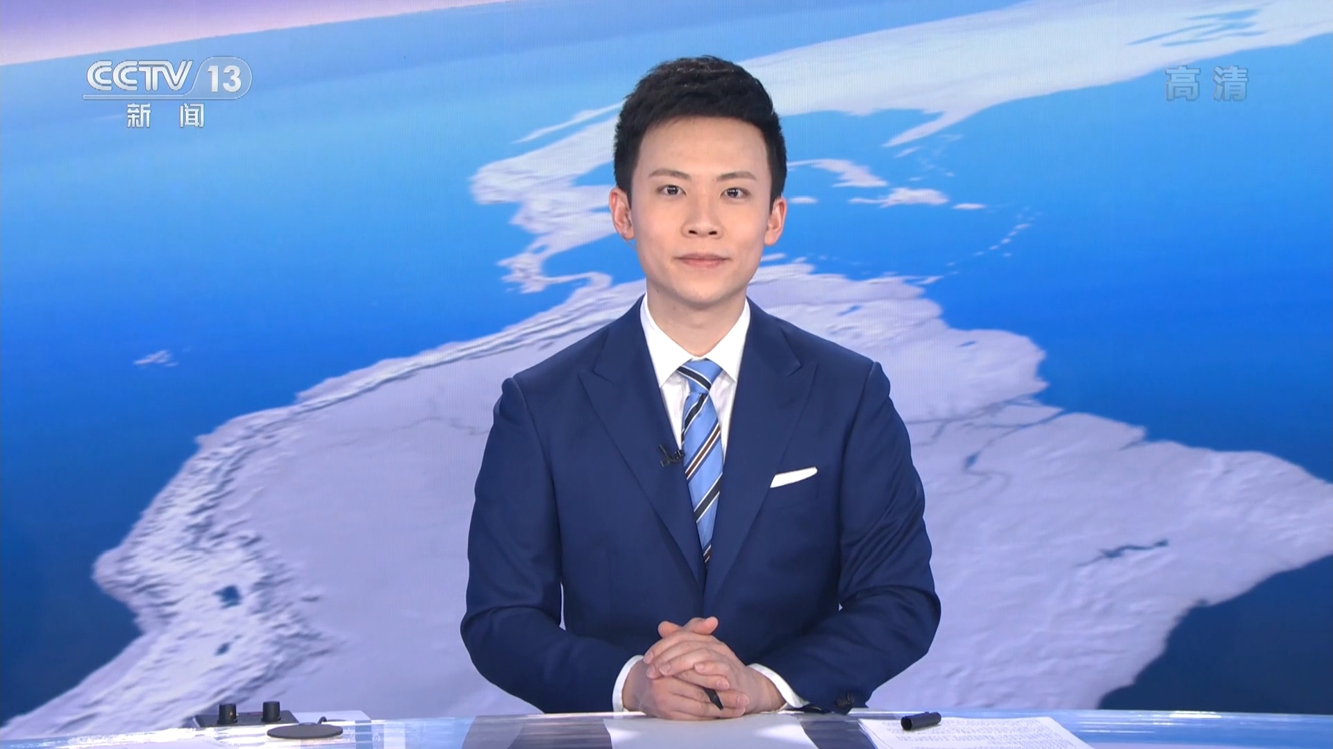 中央电视台 /a>《 a target="_blank" href="/item/新闻直播间/29836"