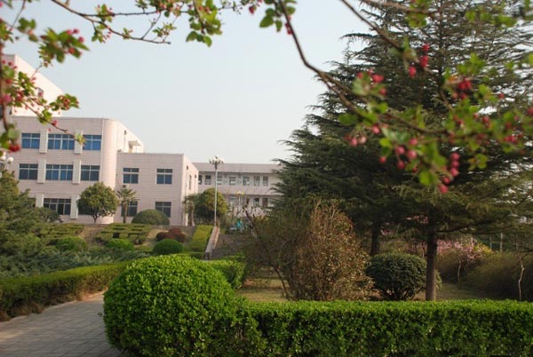 河南省新安县第一高级中学