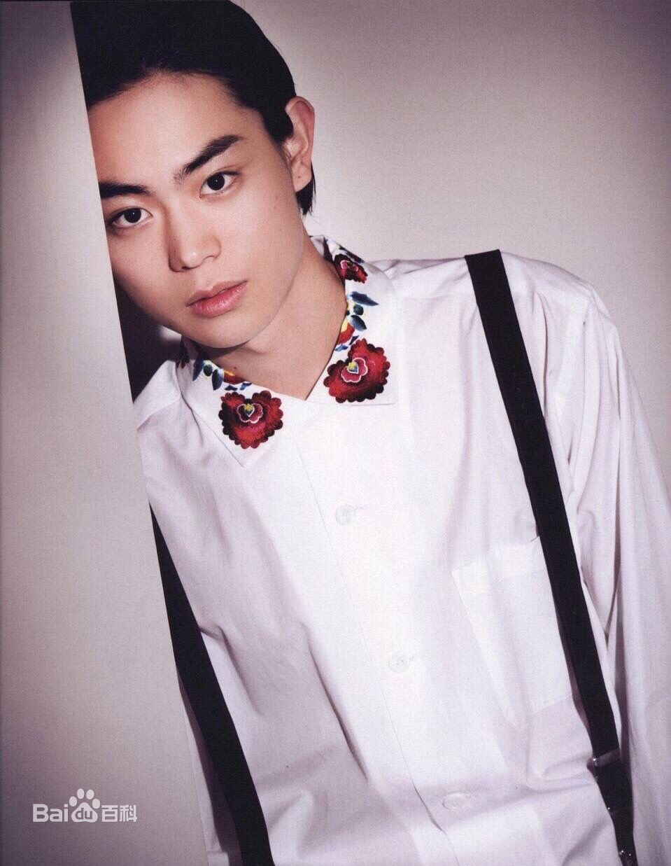  p>菅田将晖 i>(すだ まさき,suda masaki) /i>,1993年2月21日出生于