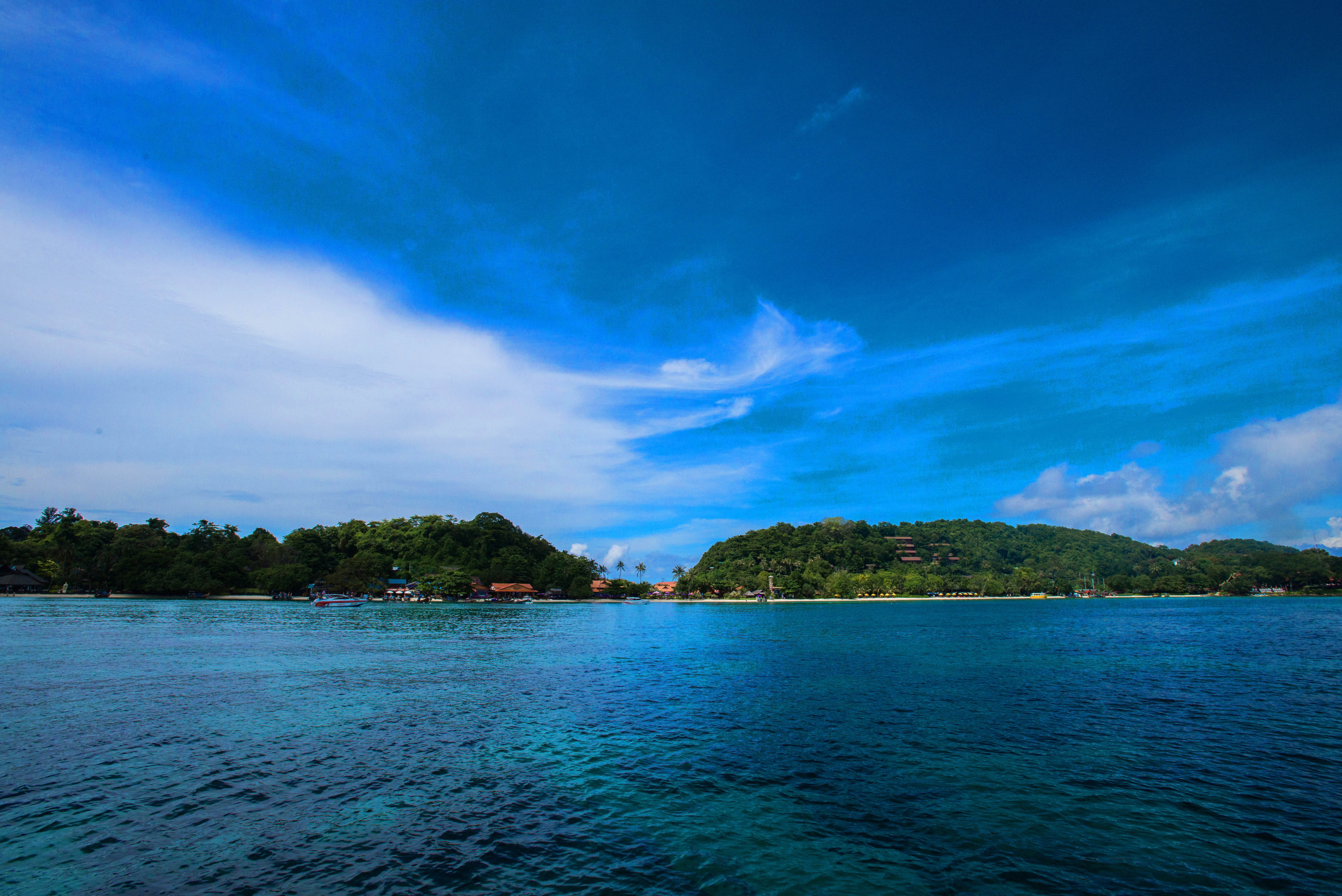  p>皮皮岛群位于泰国 a target="_blank" href=