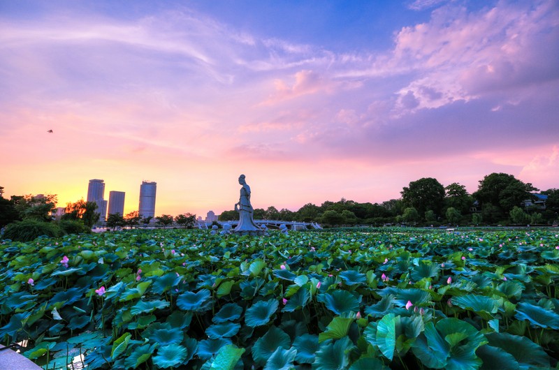  p>南京玄武湖风景区(xuanwu lake)位于江苏省 a target="_blank"