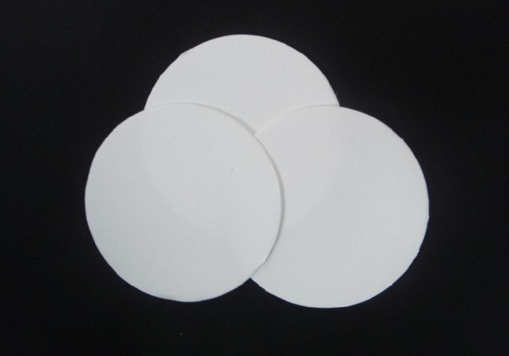  p>滤膜是处理溶液中溶质的分离和增浓,也常用于胶状悬浮液的分离,其