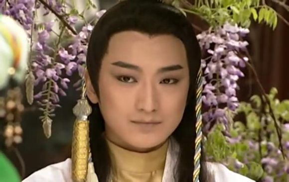 石惊天,是电视剧《 a target="_blank" href="/item/霹雳菩萨/6416833