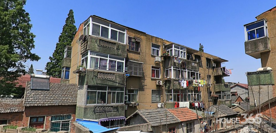  p>工人新村街道办事处地处济南市天桥区南部,辖区面积2.