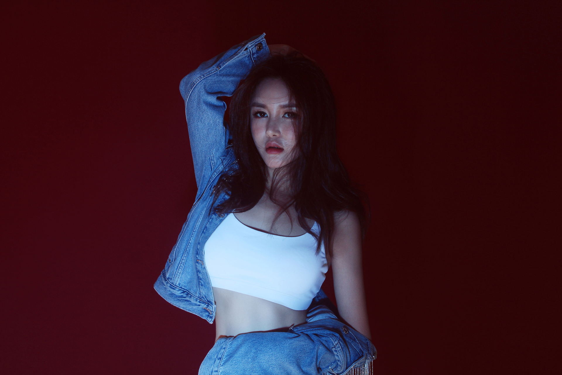  p>郑舒尹(suby cheng),1985年1月16日出生于中国台湾,美籍华裔电子乐