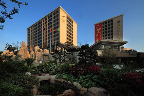  p>深圳麒麟山景大酒店是豪华商务 a href="#" data-lemmaid="4292873