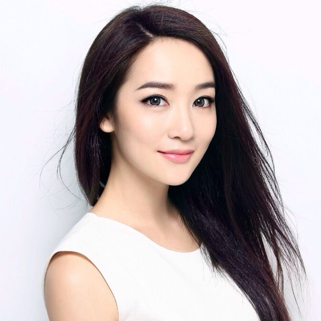  p>杨姣,1988年12月29日,出生于湖南省湘西,中国内地女歌手.