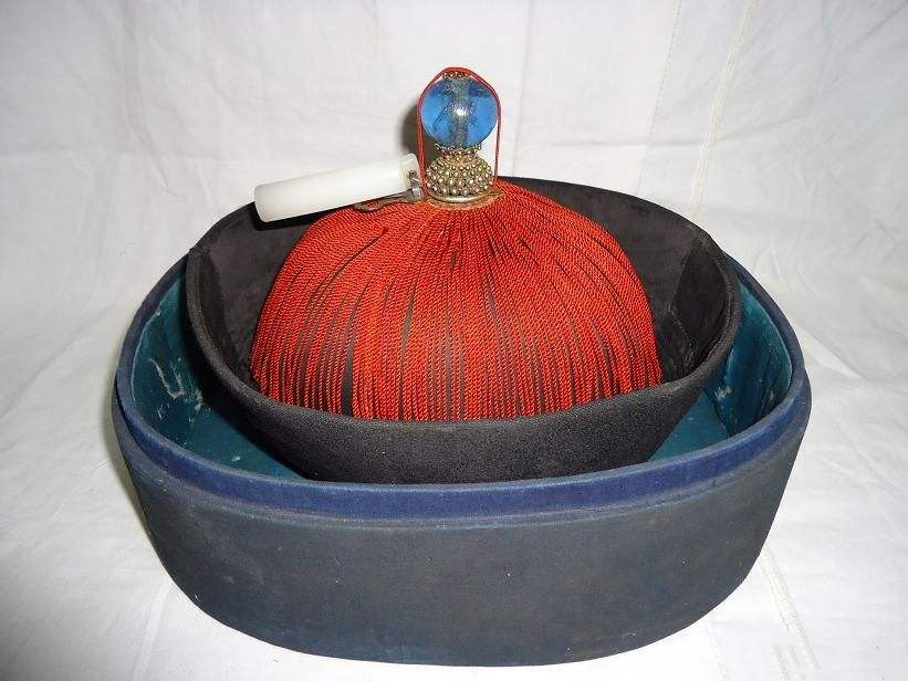  p>暖帽属于清代服饰,多为圆型,《 a target="_blank" href="/item/清