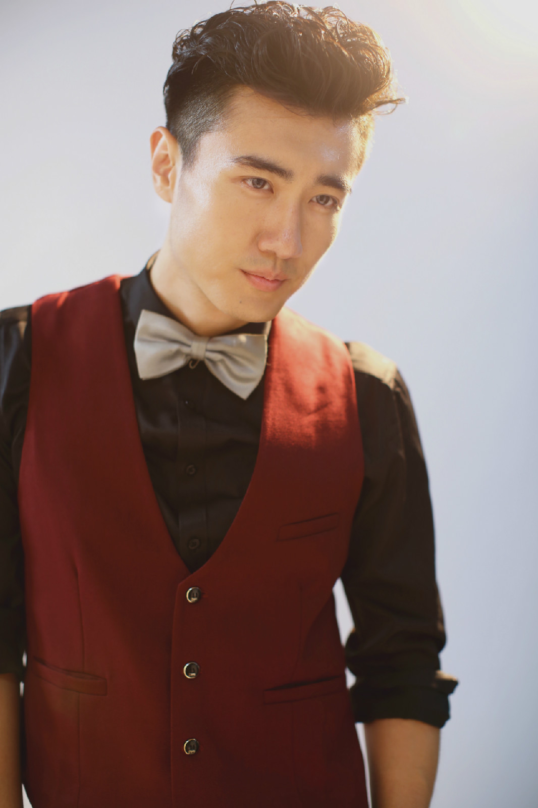  p>王博,出生于河北,影视演员,毕业于 a target="_blank" href="/item