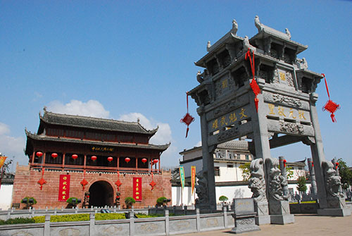  p>海阳镇,隶属于安徽省黄山市休宁县,地处 a target="_blank" href="