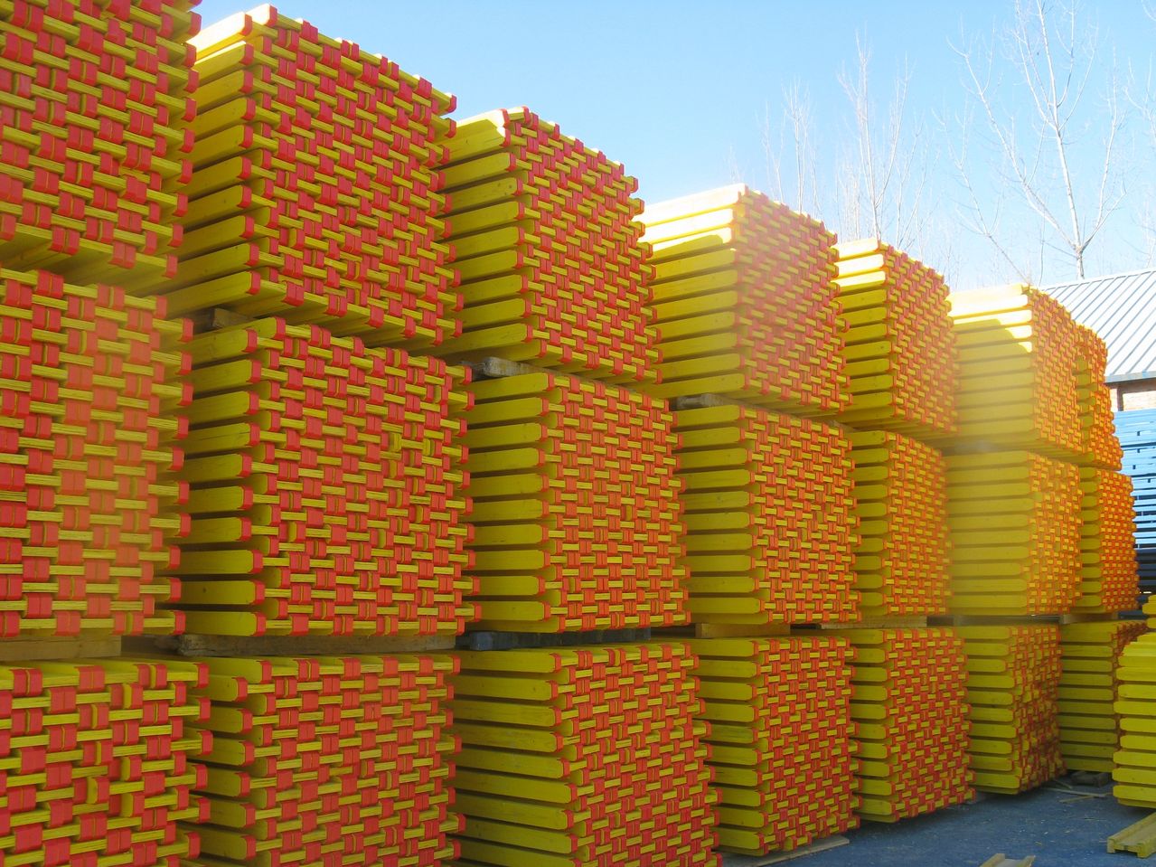  p>木工字梁是是国际通用的建筑模板体系中的重要部件,它具有重 量轻