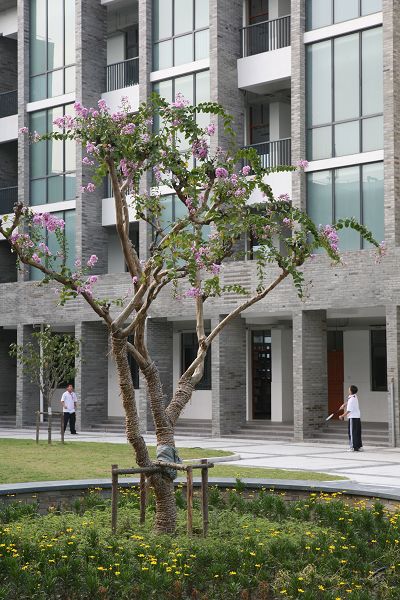 上海市嘉定区安亭高级中学