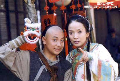 《少年黄飞鸿》是由 a target="_blank" href="/item/释小龙/924831"