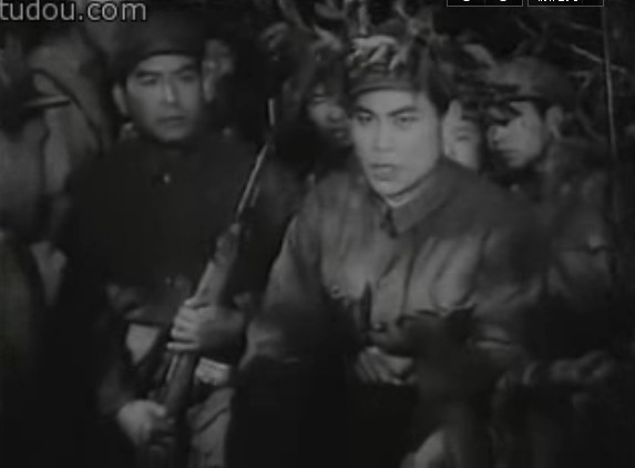  p data-id="gnx59k5a6q">《奇袭》是许又新执导的战争电影,由 a