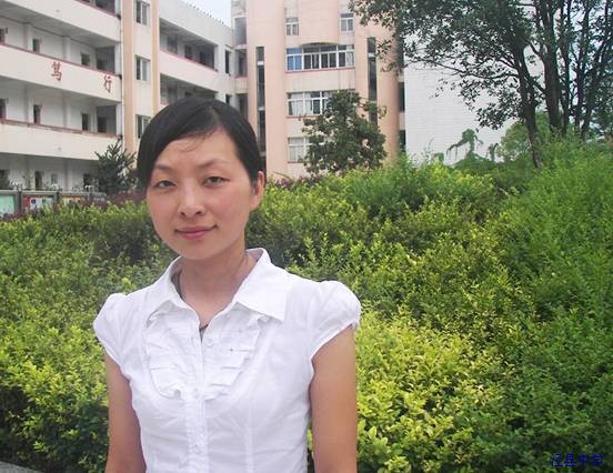 2001年参加工作,现任教于 a target="_blank" href="/item/泾县中学