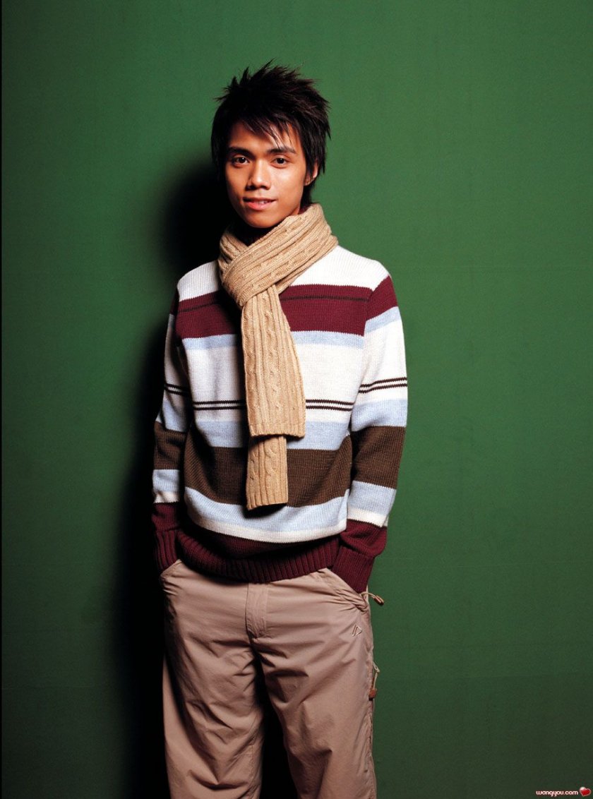 演员,现任 a target="_blank" href="/item/香港演艺人协会/10821259"