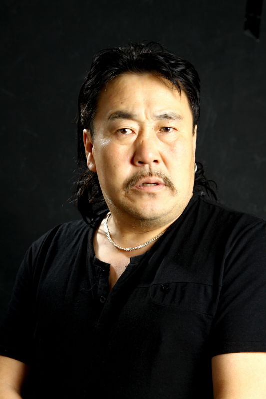 中国内地男演员,导演,国家一级演员,现任内蒙古民族歌舞剧院影视剧