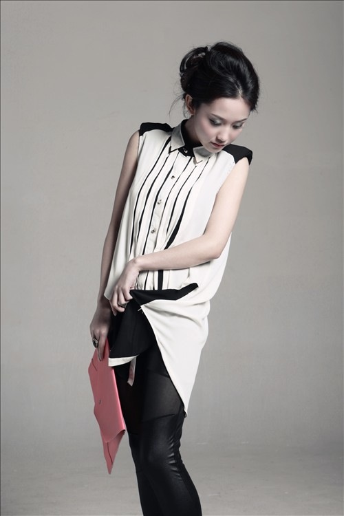  p>哈森,1990年7月29日出生于内蒙古自治区,中国内地女演员. /p>