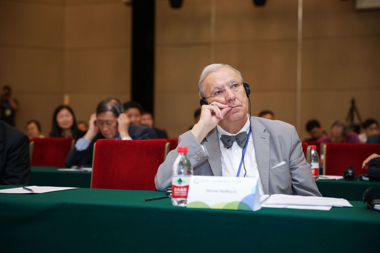 社会学家, a target="_blank" href="/item/巴黎第五大学/9732746"