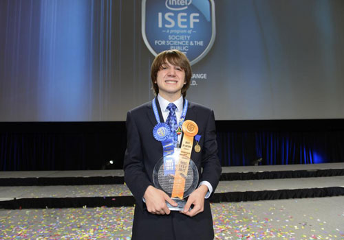  p>杰克·安德拉卡,是美国 a href="#">马里兰州 /a>克朗斯维尔市的