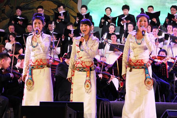 思曼一起喊到北京,组成了 a target="_blank" href="/item/雪莲三姐妹