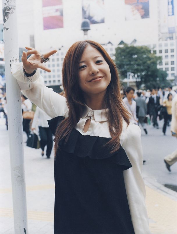  p>吉高由里子(yuriko yoshitaka),1988年7月22日出生于日本东京都,是