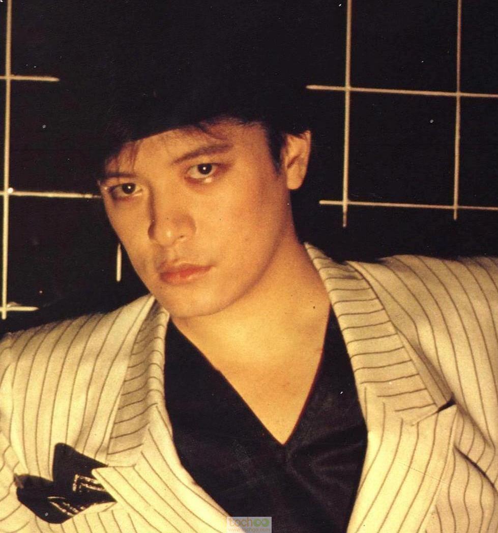 你一万年》是著名艺人 a target="_blank" href="/item/刘文正/39331"