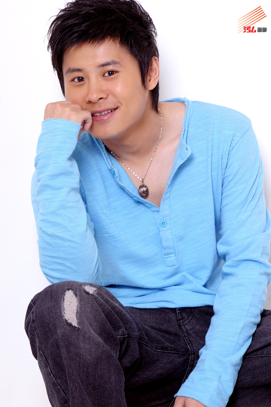  p>伊扬,出生于 a target="_blank" href="/item/北京/128981" data