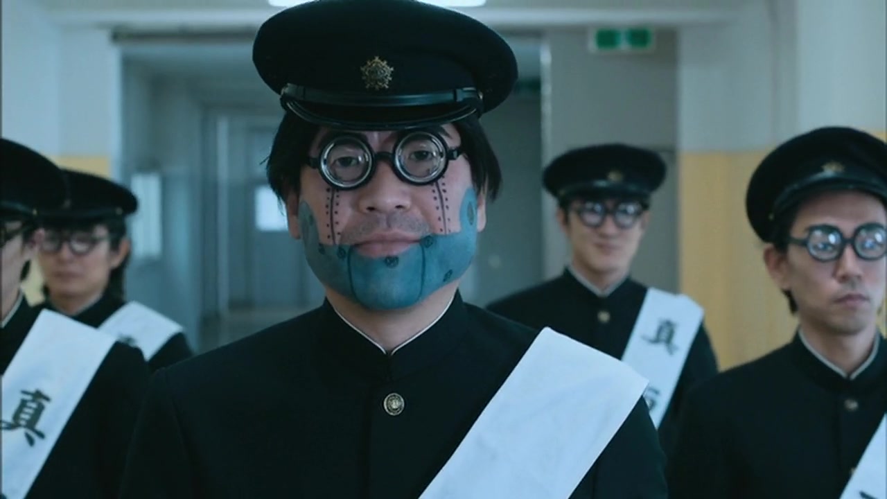  p>《 b>变态假面 /b>》(日语:究极!