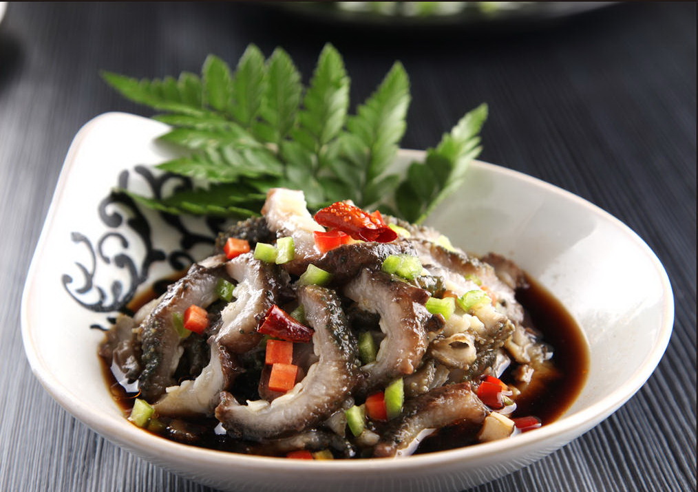  p>凉拌鲜海参是一道菜品,主料为鲜海参. /p>