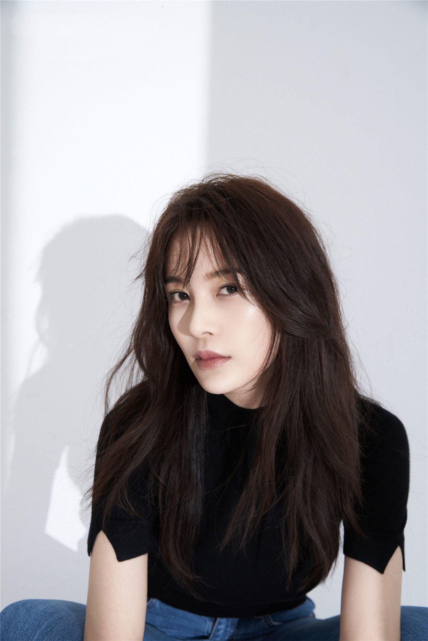 1990年12月16日出生于山东省烟台市,中国内地影视女演员