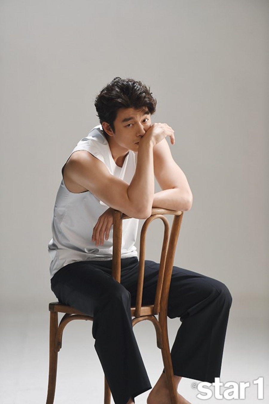  p>孔刘 i>(      ,gong yoo) /i>,1979年7月10日出生于釜山,韩国男