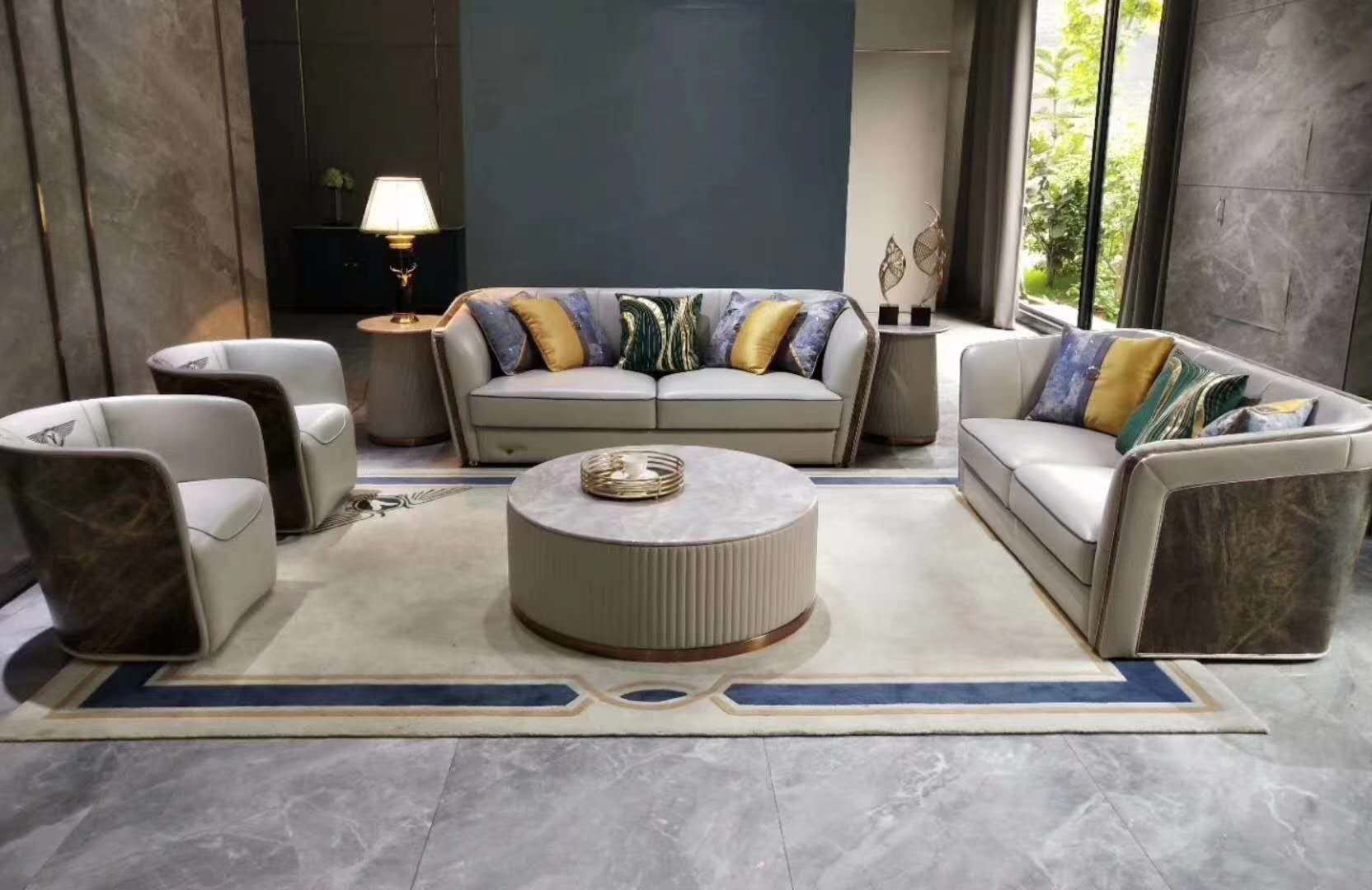  p data-id="gn19487eyx">鸿禧华庭是于2019年2月申请的一个住宅家具