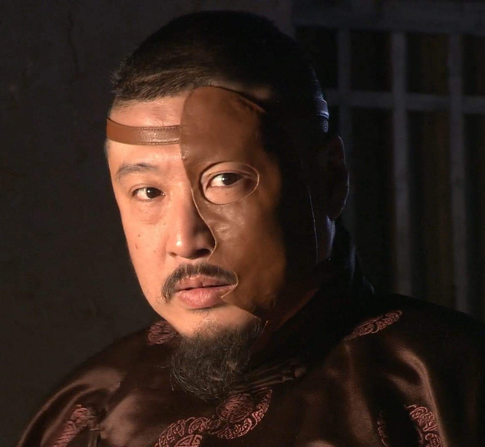 老刀把子是《英雄》和《大漠枪神》中的