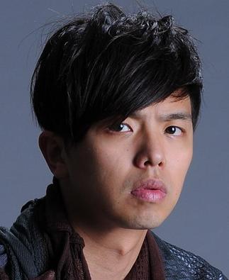  p>《爱&amp;英雄》是 a target="_blank" href="/item/黄鸿升">