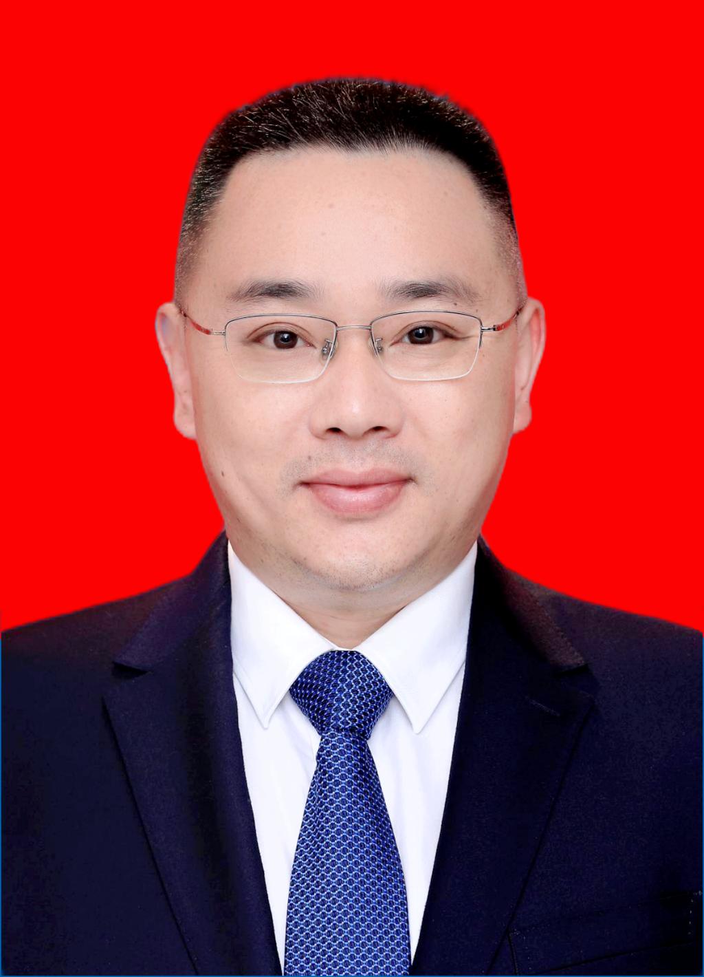 刘卓