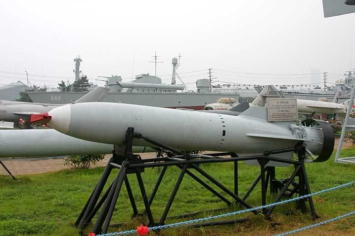  p data-id="gn2m5jlyoe">芦笛反舰导弹 是kh-59(as-13)的改进型号,其