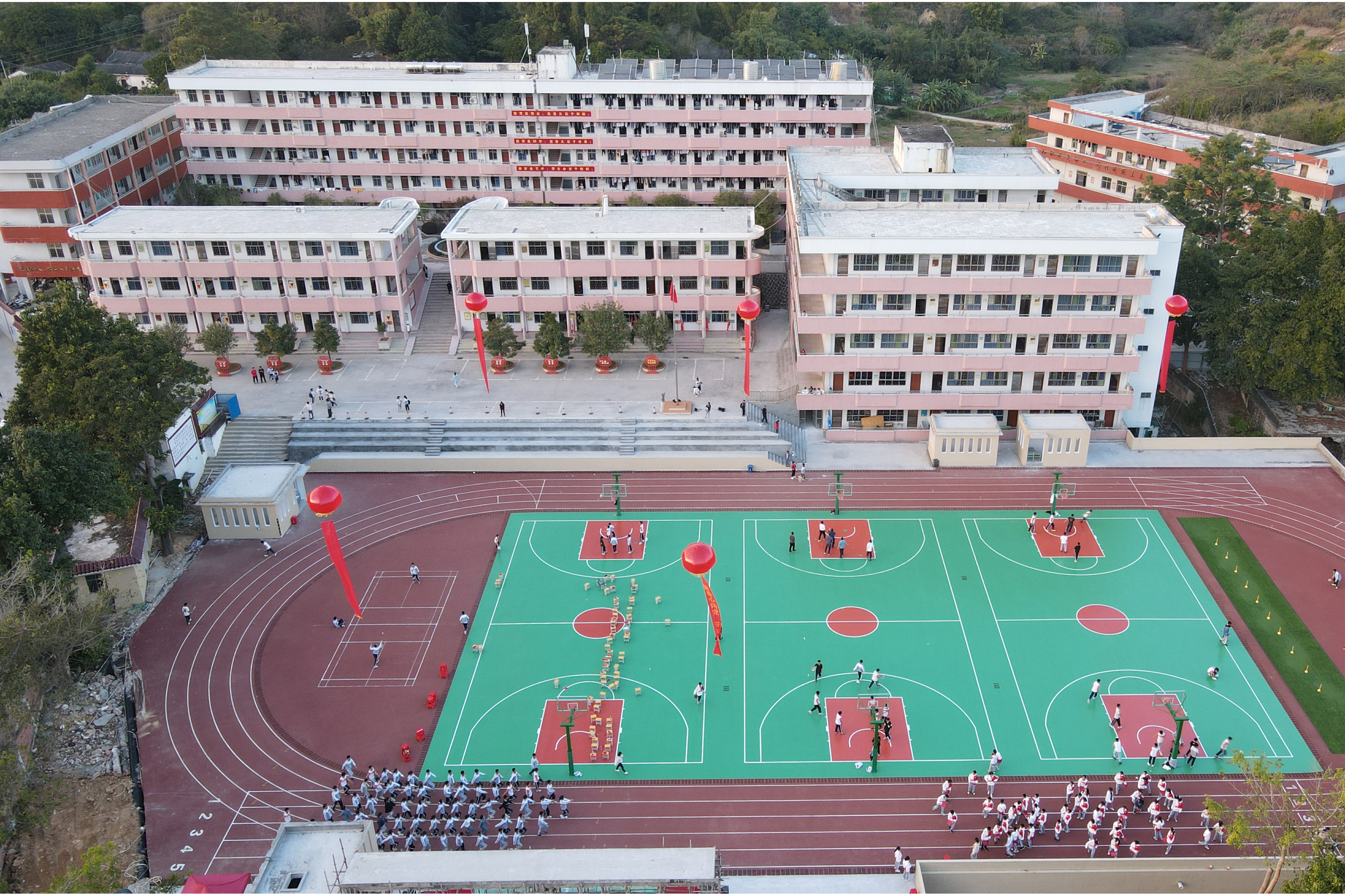  p data-id="gnhdjkgrxt">丰顺县东留中学位于丰顺县 a target="