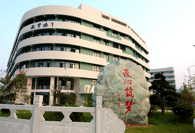 长江职业学院新校区