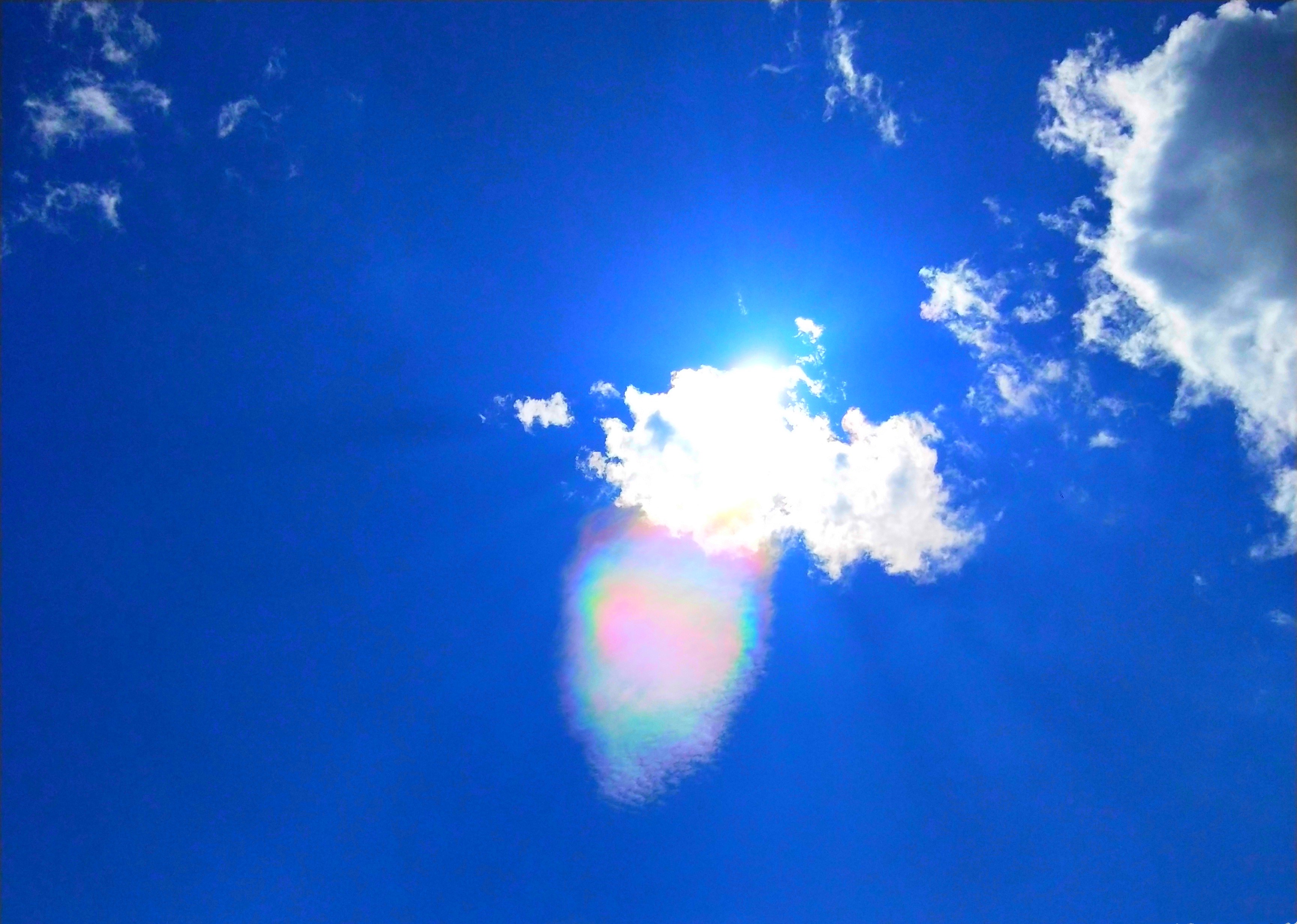 的自然现象,是典型的" a target="_blank" href="/item/日华/6607064"